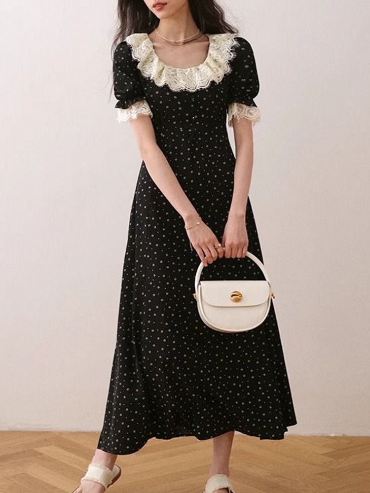 Midi Skirt Floral - Elegante kanten bloemenjurk met korte mouwen,