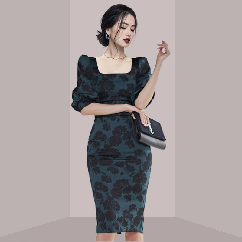Elegante, vrouwelijke midi-jur - Midi Skirt Floral recensie en prijs