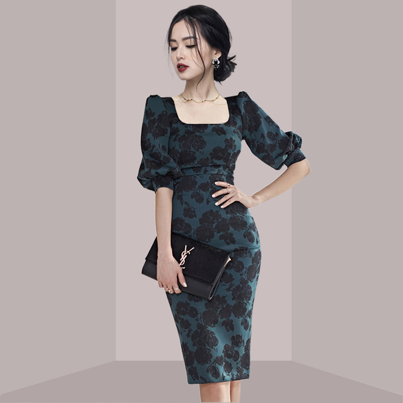 Elegante, vrouwelijke midi-jur - Midi Skirt Floral recensie en prijs